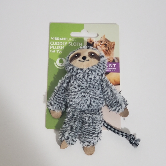 Vibrant life cuddly sloth 🦥  plush hunt cat toy catnip infused New - Picture 1 of 11